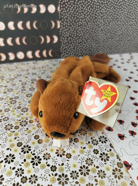 Vintage TY Beanie Baby - Bucky, Beaver - June 8, 1995 LIKE NEW