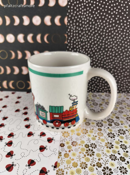 Vintage Unbranded Christmas Toy Choo Choo Train Decorative Mug, Like New
