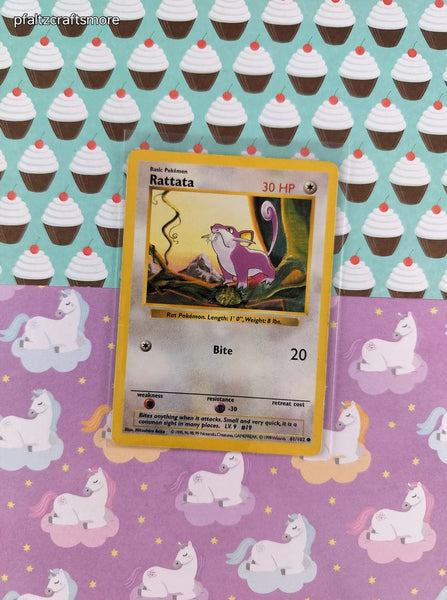 Vintage Common - Shadowless Rattata Base Set Pokemon Card 61/102 - MP/Creased