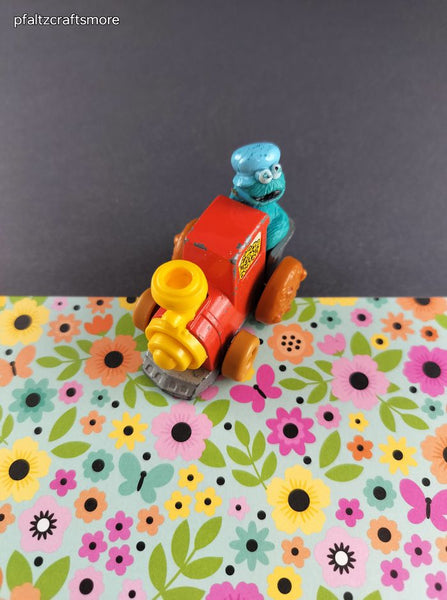 Vintage 1981 Hasbro Muppets Cookie Monster Toy Train Figure Miniature Toy