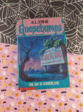 Vintage 1990's R.L. Stine Goosebumps #16, One Day at Horrorland Softcover