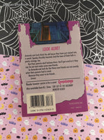 Vintage 1990's R.L. Stine Goosebumps #1, Welcome to Dead House Softcover