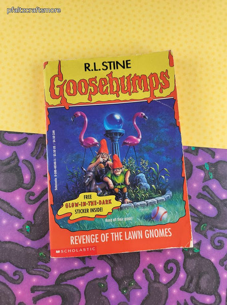Vintage 1995 1st Printing R.L. Stine Goosebumps #34, Revenge of the Lawn Gnomes Softcover