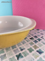Vintage Pyrex 024 2 qt Round Brown Mustard Yellow Casserole Dish