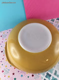 Vintage Pyrex 024 2 qt Round Brown Mustard Yellow Casserole Dish