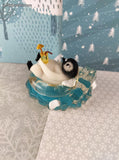 Vintage Hamilton Collection Penguins Inner Tubes Away Chillin' in the Sun Collection Figurine