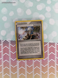 Vintage Uncommon - Castaway ex Crystal Guardians Non-Holo Pokemon Card 72/110 - LP (B)