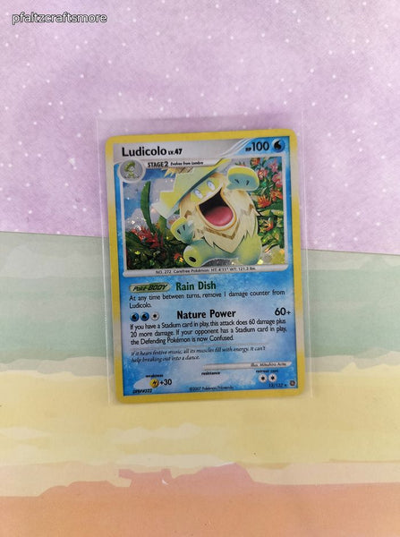 Vintage Rare - Ludicolo Secret Wonders Holographic w/Swirl Pokemon Card 13/132 - LP