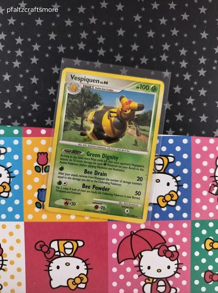 Vintage Rare - Vespiquen Stormfront Non-Holo Pokemon Card 31/100 - LP