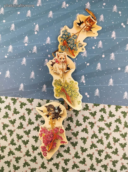 Vintage 1985 Christmas Merrimack Publ. Corp. SHINY Kitty Cats Hanging Paper Ornament, Like New