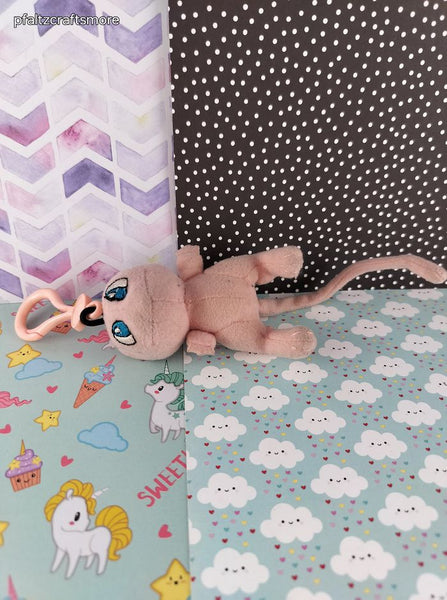 Vintage 1998 Pokemon Mew Plush Keychain Zipper Pull