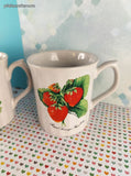 Vintage 1970's Strawberries JAPAN Ribbed Coffee Mug Set/3, Like New CLEAN