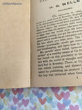 Vintage 1965 1st Airmont Printing The Food of the Gods by H.G. Wells Softcover