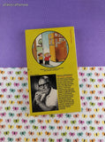 Vintage 1975 1st Fawcett Gold Medal Printing "I Can't Untie My Shoes!" Family Circus Softcover