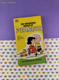 Vintage 1971 "The Wonderful World of Peanuts" Fawcett Crest Softcover