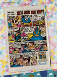 Vintage Looney Tunes December 1975 #5 Whitman Comic, GD - VG w/Bag & Board
