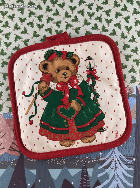 Vintage Christmas Teddy Bear Cotton Fabric Oven Mitt Pot Holder, Nice & Clean