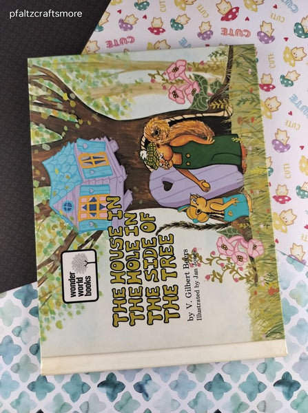 Vintage 1973 TThe House in the Hole in the Side of the Tree Wonder World Hardcover