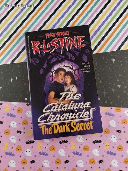 Vintage 1995 1st Printing Fear Street, The Cataluna Chronicles: The Dark Secret by R.L. Stine Softcover