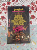 Vintage Disneyland Presents Main Street Electrical Parade Farewell Season Clamshell VHS Tape, Great Shape