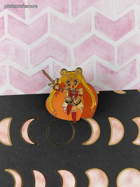 Vintage Sailor Moon Usagi Pink Hearts Enamel Pin/Brooch, Bandai Japan TKTAT