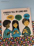 Vintage 1974 1st Printing Fossils Tell of Long Ago Scholastic Book Services Softcover