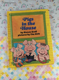 Vintage 1983 1st Printing Pigs in the House Parents Magazine Press Hardcover, Like New
