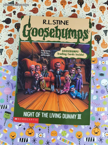 Vintage 1996 1st Printing R.L. Stine Goosebumps #40, Night of the Living Dummy III Softcover *Trading Cards Included*