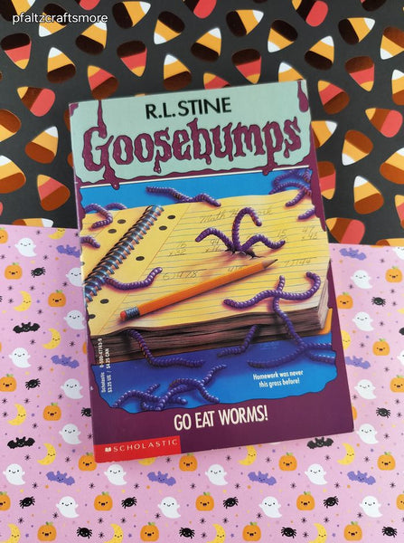 Vintage 1994 1st Printing R.L. Stine Goosebumps #21, Go Eat Worms! Softcover