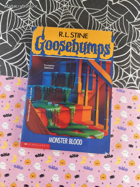 Vintage 1990's R.L. Stine Goosebumps #3, Monster Blood Softcover