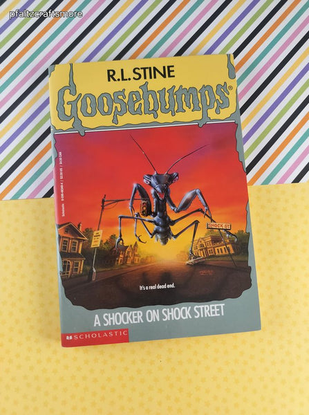 Vintage 1995 1st Printing R.L. Stine Goosebumps #35, A Shocker on Shock Street Softcover