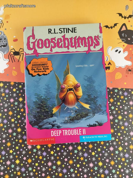 Vintage 1997 1st Printing Parachute Press R.L. Stine Goosebumps #58, Deep Trouble II *w/Trading Cards*