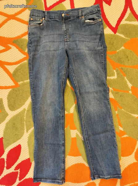 Women's Denim & Company Straight-Legged Blue Denim Jeans Sz 16