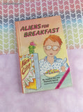Vintage 1980's Weekly Reader Aliens for Breakfast Hardcover, Like New