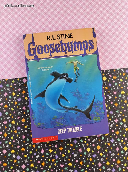 Vintage 1990's R.L. Stine Goosebumps #19, Deep Trouble Softcover