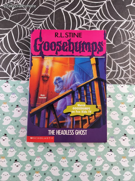 Vintage 1995 1st Printing R.L. Stine Goosebumps #37, The Headless Ghost Softcover, Like New