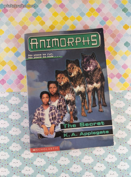VTG 1990's K.A. Applegate Animorphs #9, The Secret Softcover *Includes Postcard*