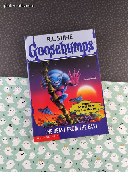 VTG 1996 1st Printing R.L. Stine Goosebumps #43, The Beast From the East Softcover