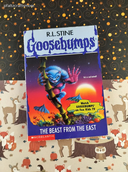 Vintage 1996 1st Printing R.L. Stine Goosebumps #43, The Beast From the East Softcover
