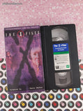 Vintage 1997 The X-Files Chris Carter Irresistible/Die Hand Die Verletzt VHS Tape