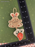 Vintage Soft Fabric Flat Bunny Rabbit w/Carrot Christmas Ornament, Clean