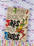 Vintage 1963 7th Printing The Arrow Book of Jokes and Riddles TX129 Scholastic Book Services Softcover