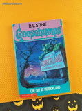 Vintage 1990's R.L. Stine Goosebumps #16, One Day at Horrorland Softcover