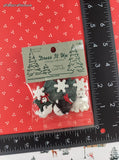 Dress It Up Holiday Collection Notions Decorative Buttons "Have a Cool Yule" Polar Bears NEW & SEALED