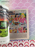 Vintage Archie's Betty & Veronica Digest #111 May 2000 Softcover, Like New