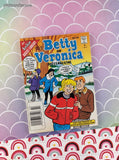 Vintage Archie's Betty & Veronica Digest #102 April 1999 Softcover, Like New