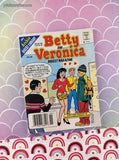 Vintage Archie's Betty & Veronica Digest #99 November 1998 Softcover