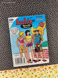 Archie Comics Archie's Double Digest #208 June 2010 Softcover, Like New