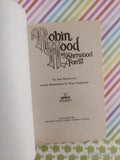 Vintage Apple Classics Robin Hood of Sherwood Forest Scholastic Softcover