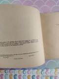 Vintage 1974 7th Printing My Mother is Lost TW1482 Scholastic Softcover, Like New